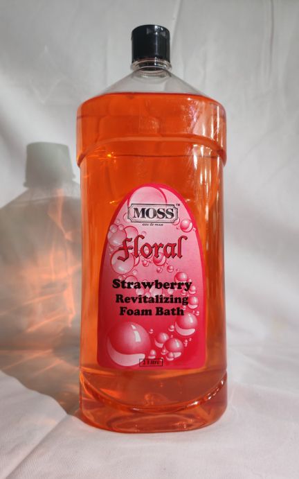 Moss-Strawberry 2 Litre Revitalising  foam Bath